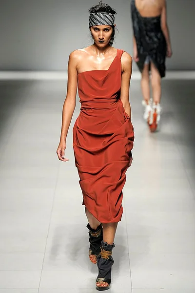 Look 33